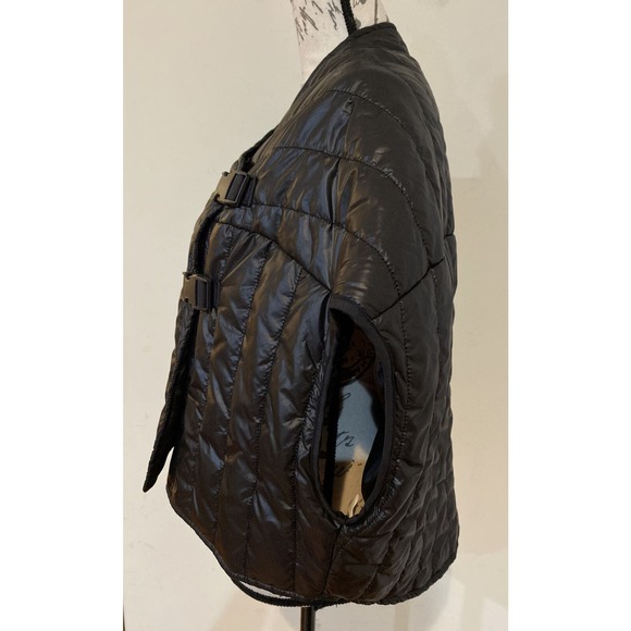 Nocturne Black Vest - Picture 4 of 11